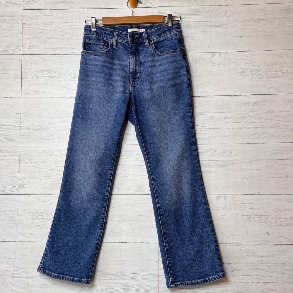 Levis Jeans Womens Size 28 Medium Wash Kick Bootcut Cotton Blend Stretch Classic